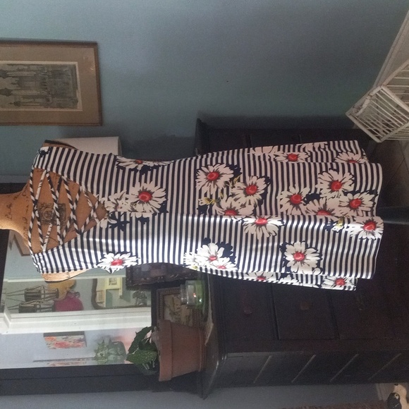 RN Studio By Ronni Nicole Navy and White Floral Striped Sleeveless Midi Dress - Picture 7 of 13